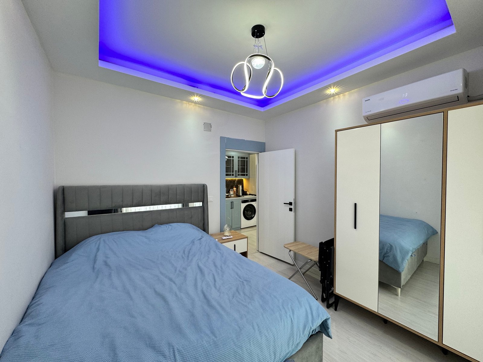 TURYAP TROPIK'TEN KIZ KALESINDE LÜX 1+1 HAVUZLU DAIRE