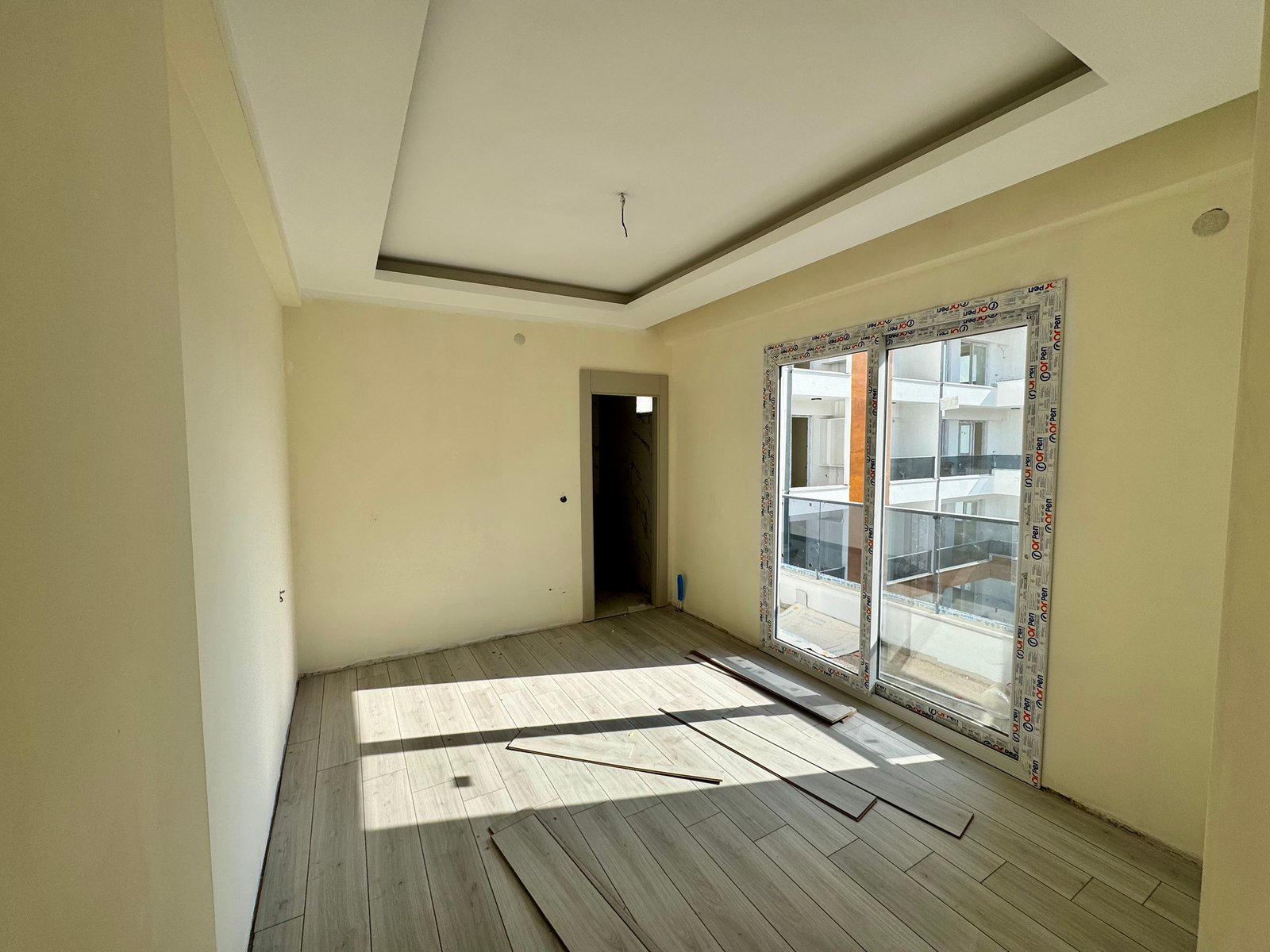 REMAX TROPIK'TEN TÖMÜK'TE LÜKS GENIŞ 2+1 DAIRE